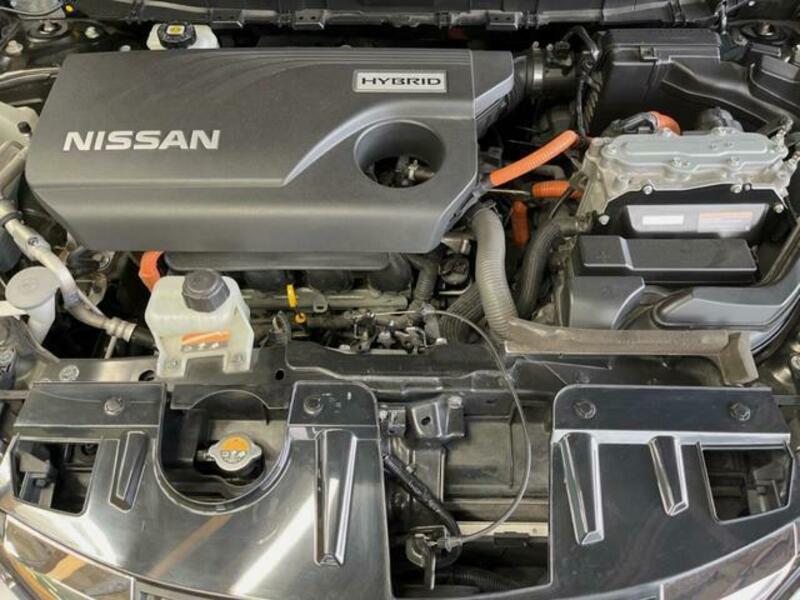 X-TRAIL-18