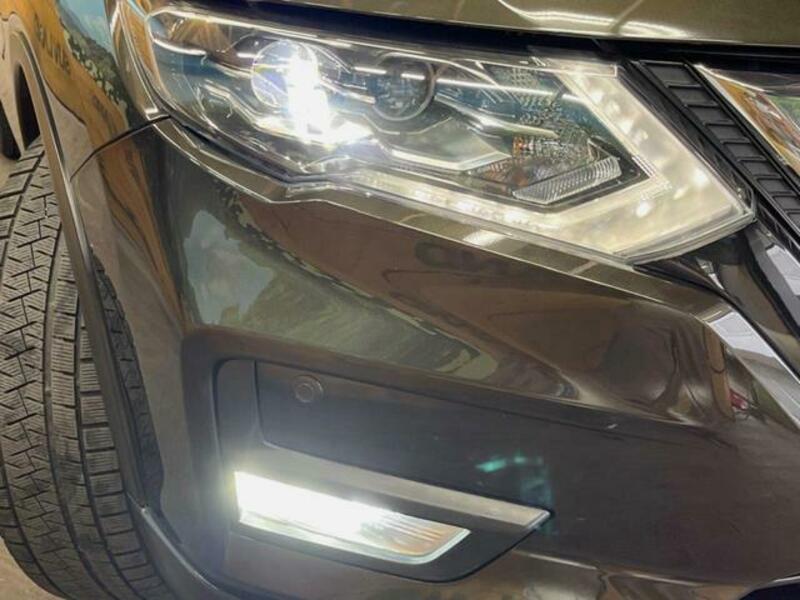X-TRAIL-12