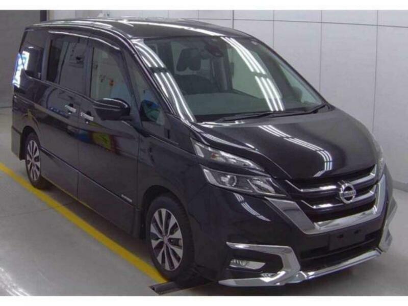 NISSAN　SERENA
