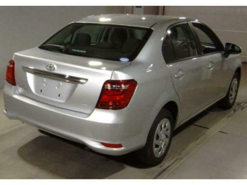 COROLLA AXIO
