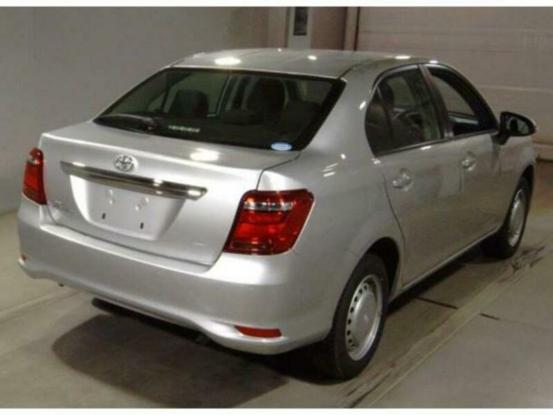 COROLLA AXIO