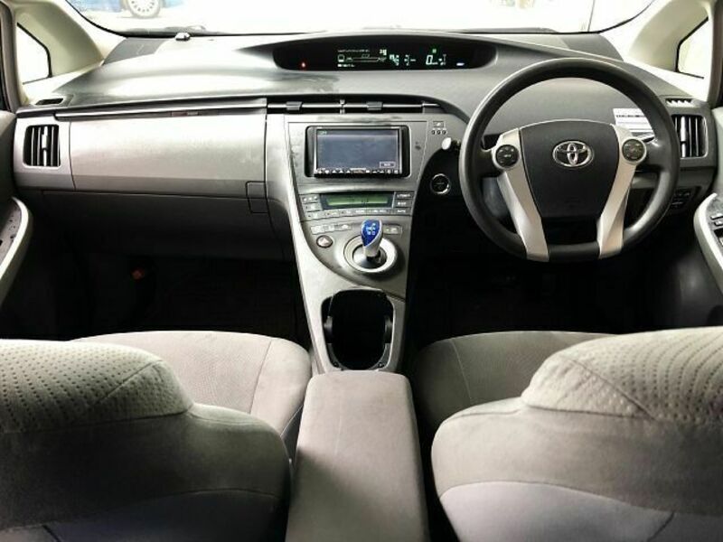 PRIUS-1