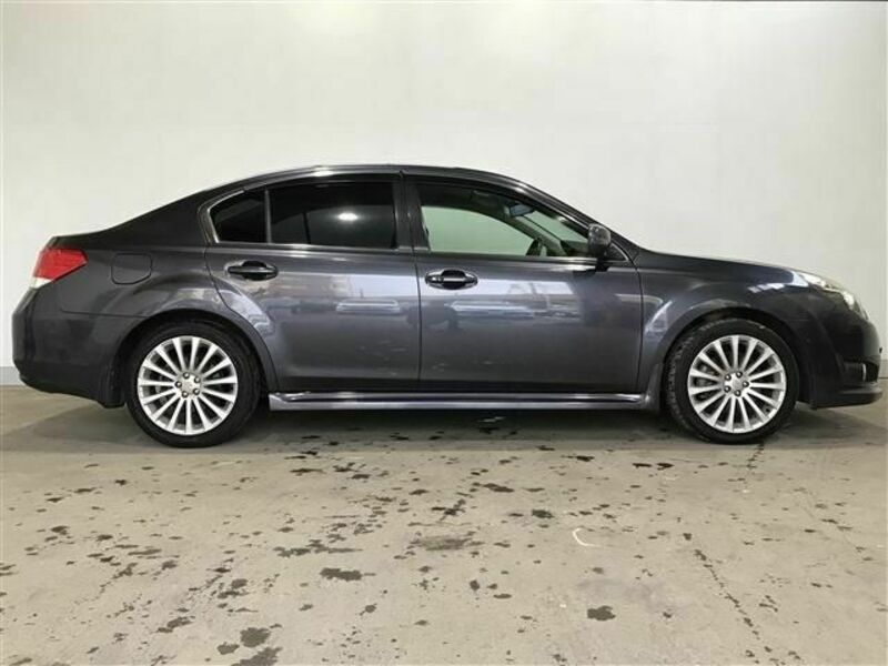 LEGACY B4