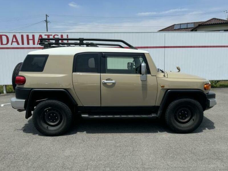 FJ CRUISER