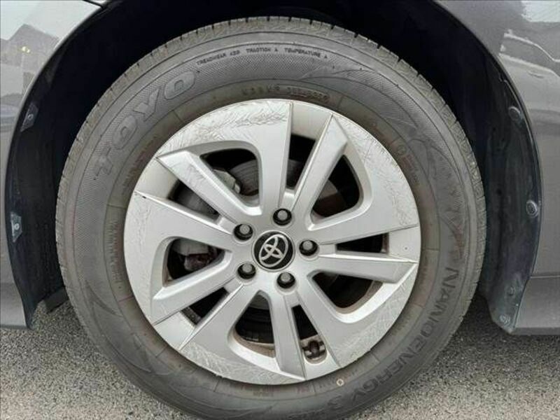 PRIUS-27