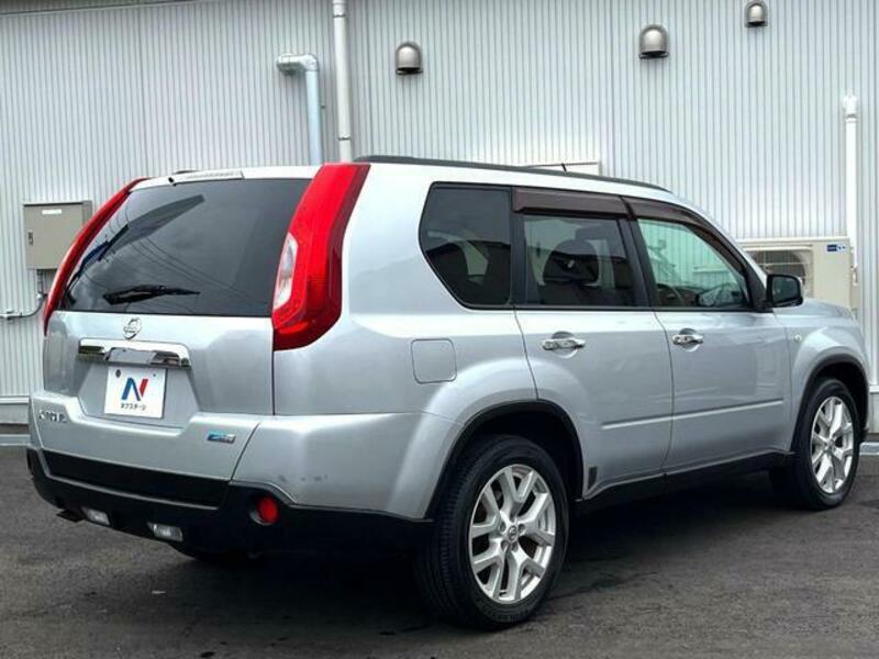 X-TRAIL-17