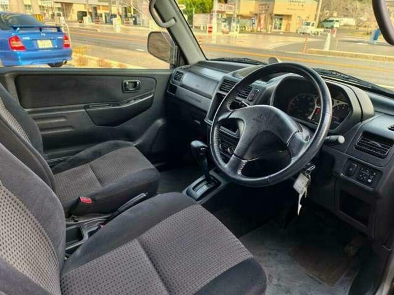 PAJERO MINI