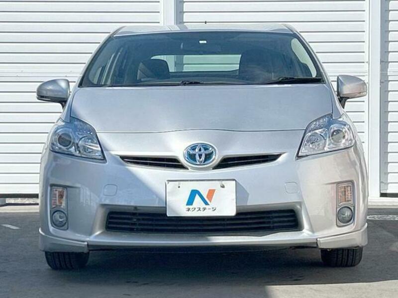 PRIUS-13