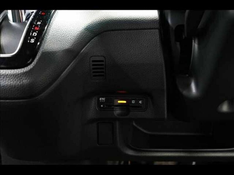 N BOX CUSTOM-6