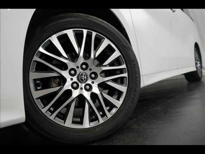 VELLFIRE-3