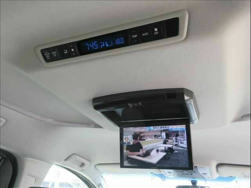 VELLFIRE-4