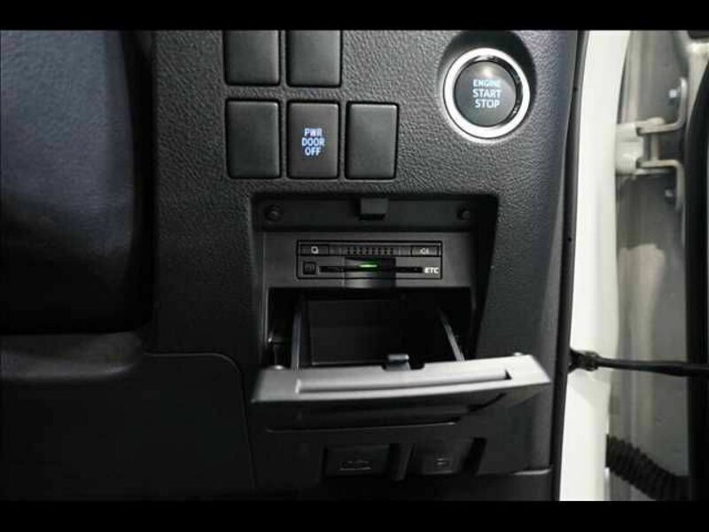 VELLFIRE-6