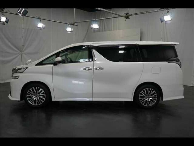 VELLFIRE-14