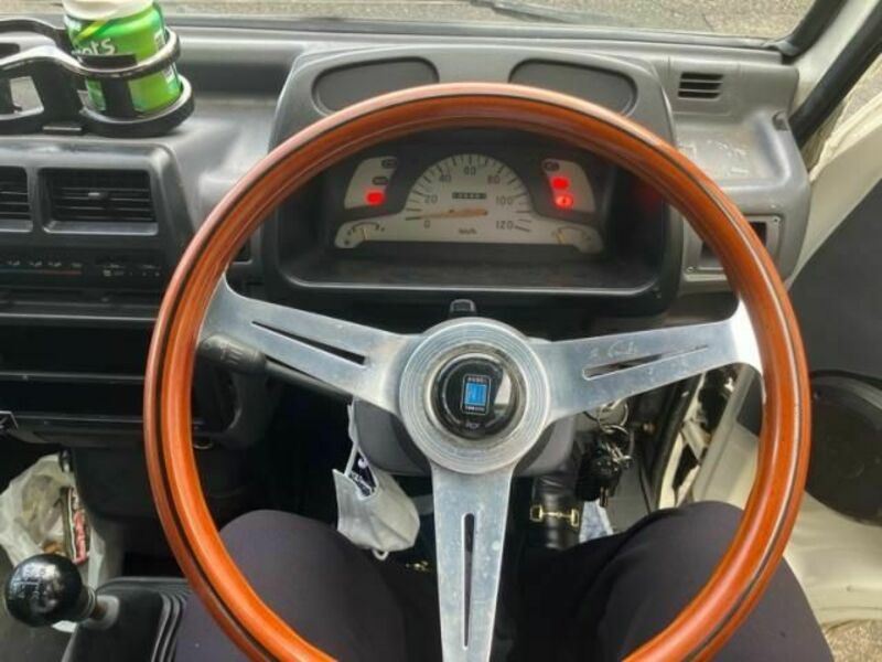 MINICAB TRUCK