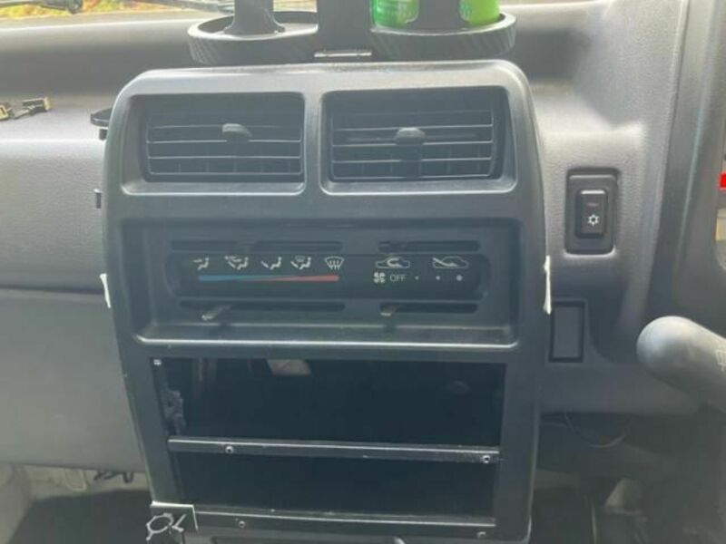 MINICAB TRUCK