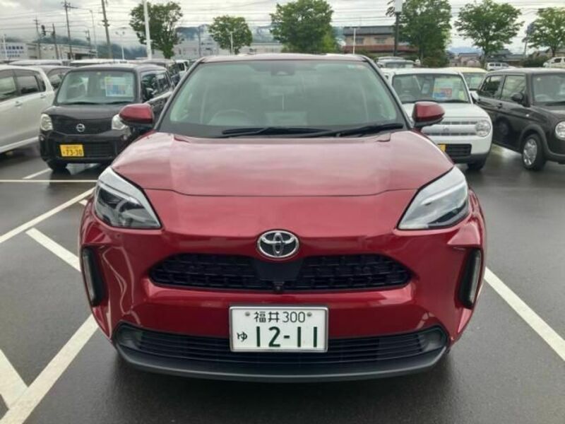 YARIS CROSS-1
