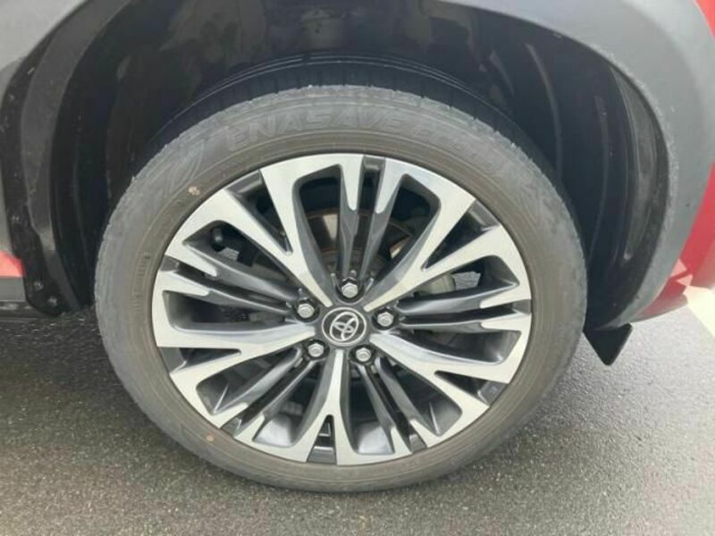 YARIS CROSS-5