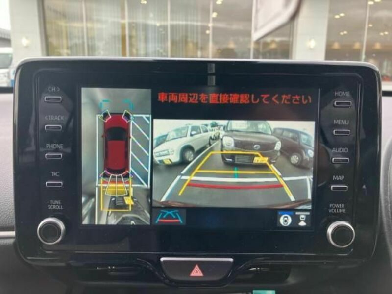 YARIS CROSS-20