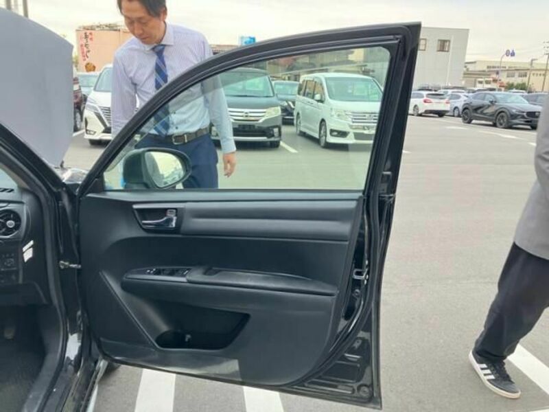 COROLLA FIELDER-12