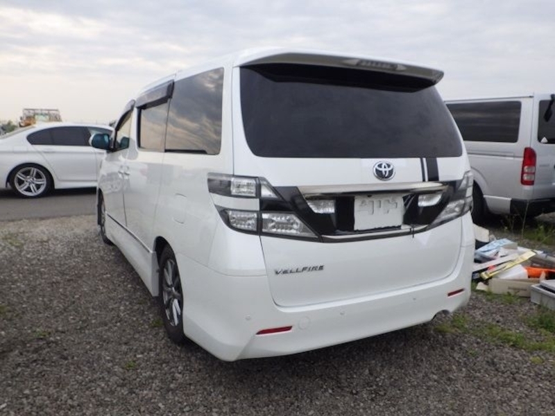 VELLFIRE