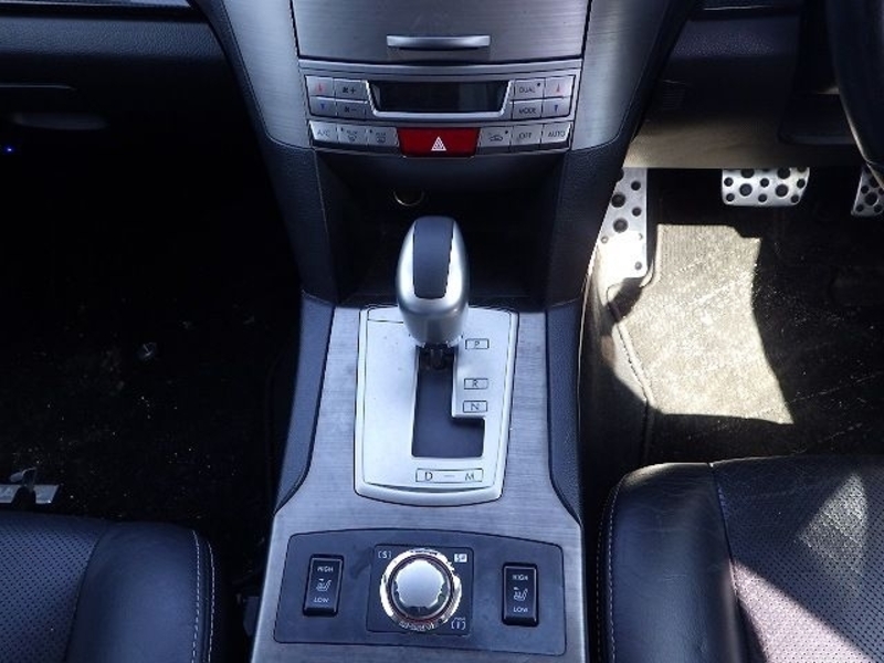LEGACY OUTBACK-9