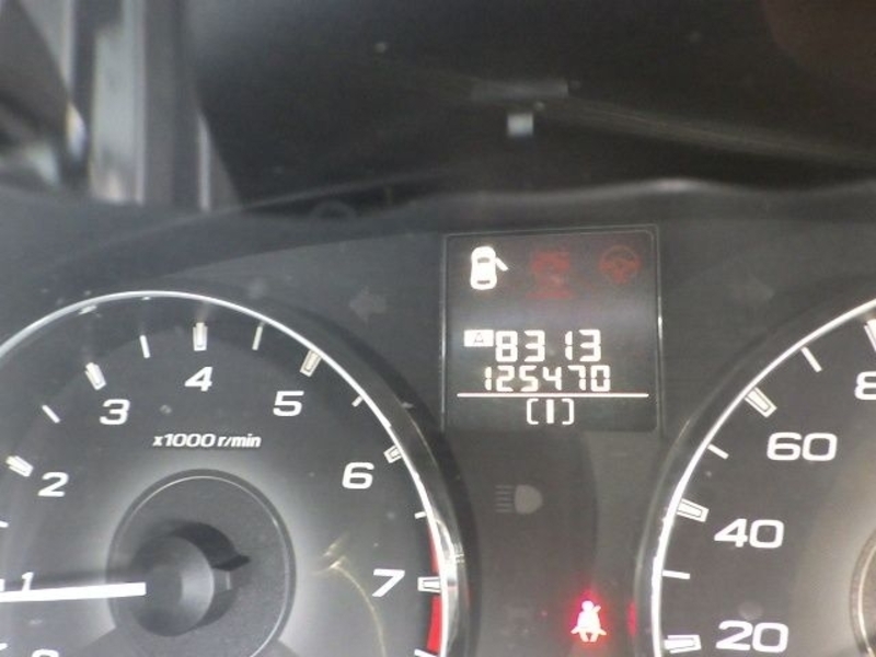 LEGACY OUTBACK-10