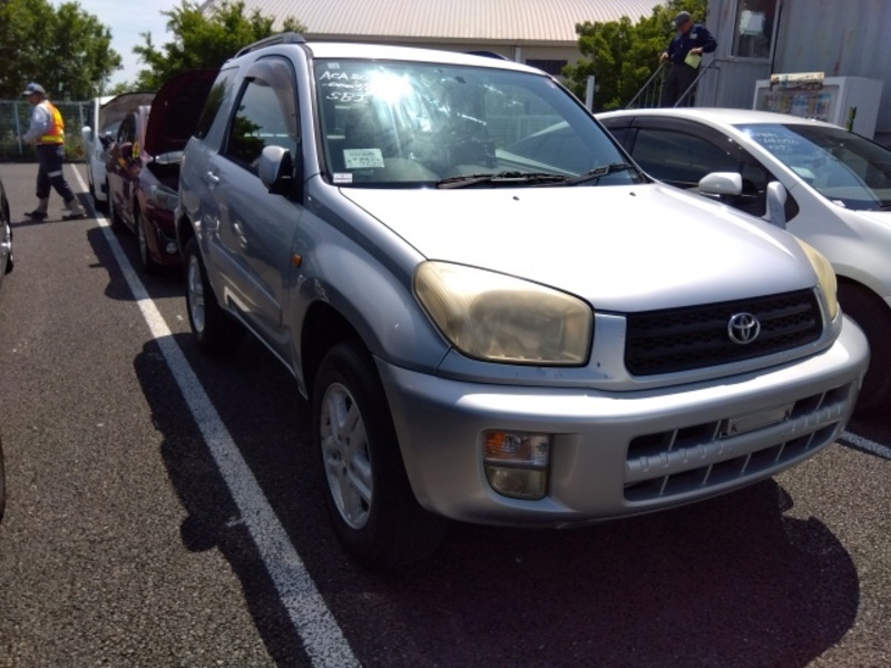 RAV4