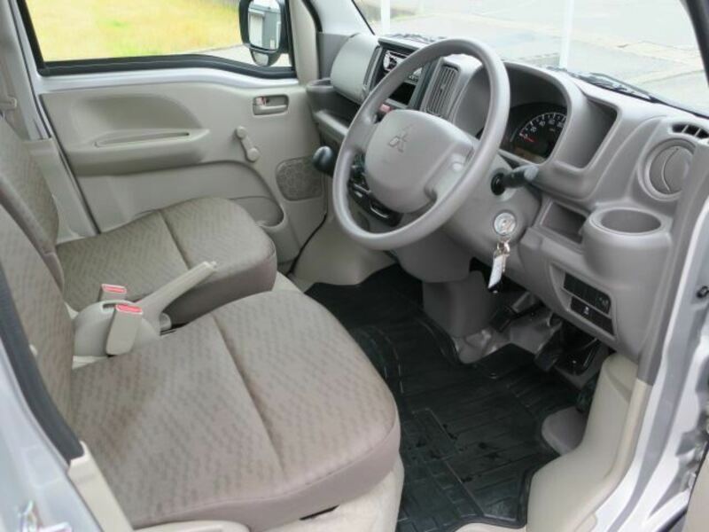 MINICAB VAN