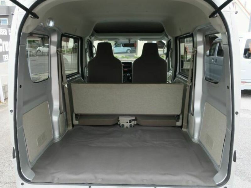 MINICAB VAN