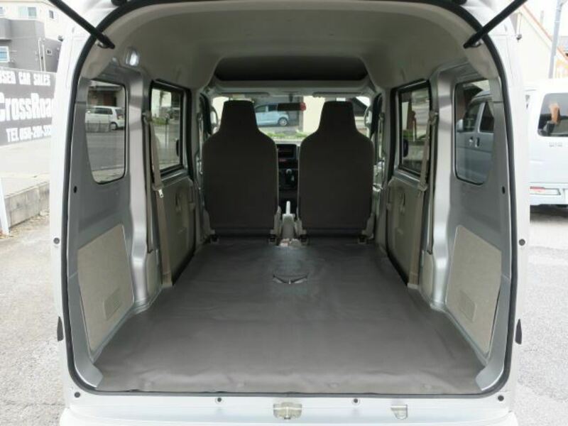 MINICAB VAN