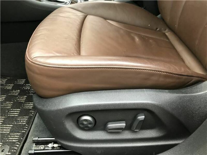 Q3