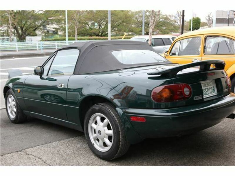 EUNOS ROADSTER