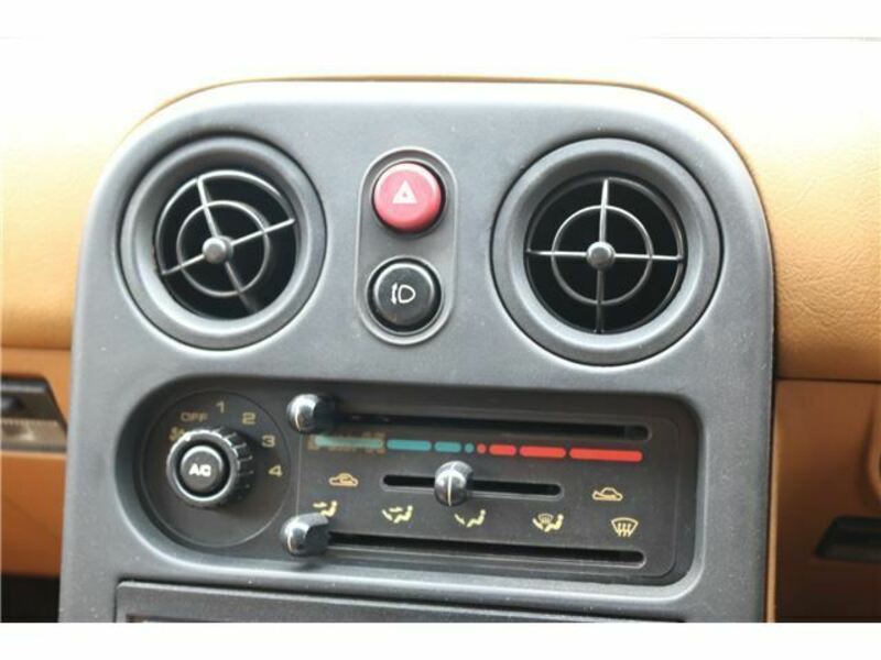 EUNOS ROADSTER