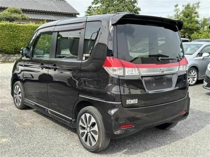 DELICA D2