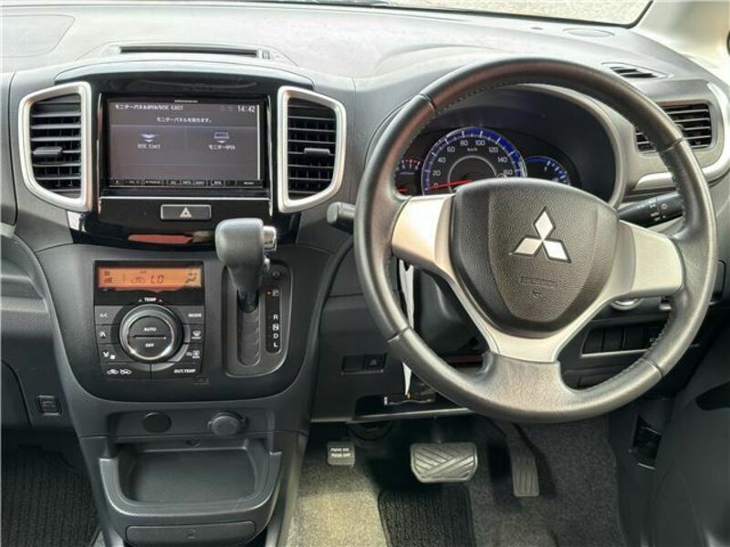 DELICA D2