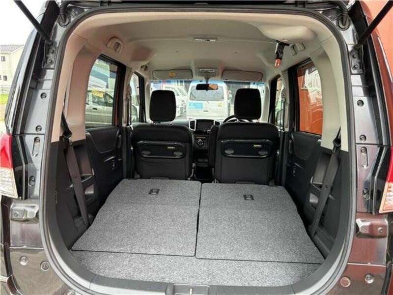 DELICA D2