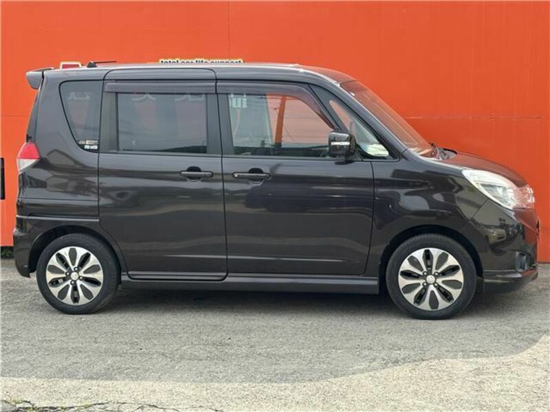 DELICA D2
