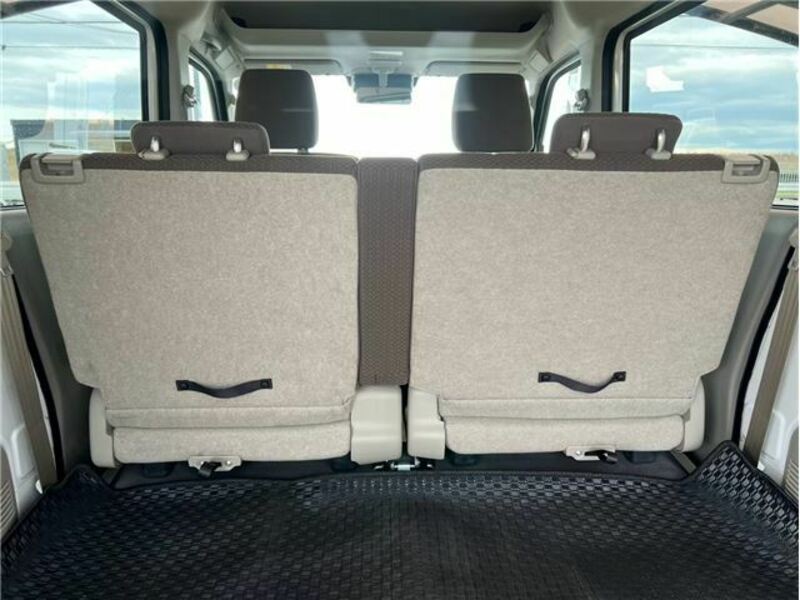 CLIPPER VAN