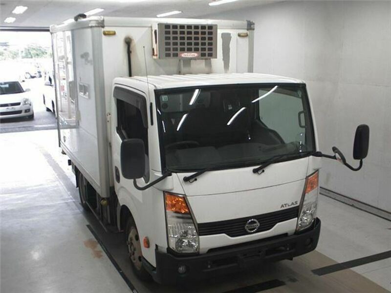 NISSAN　ATLAS