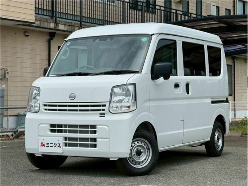 NISSAN CLIPPER VAN