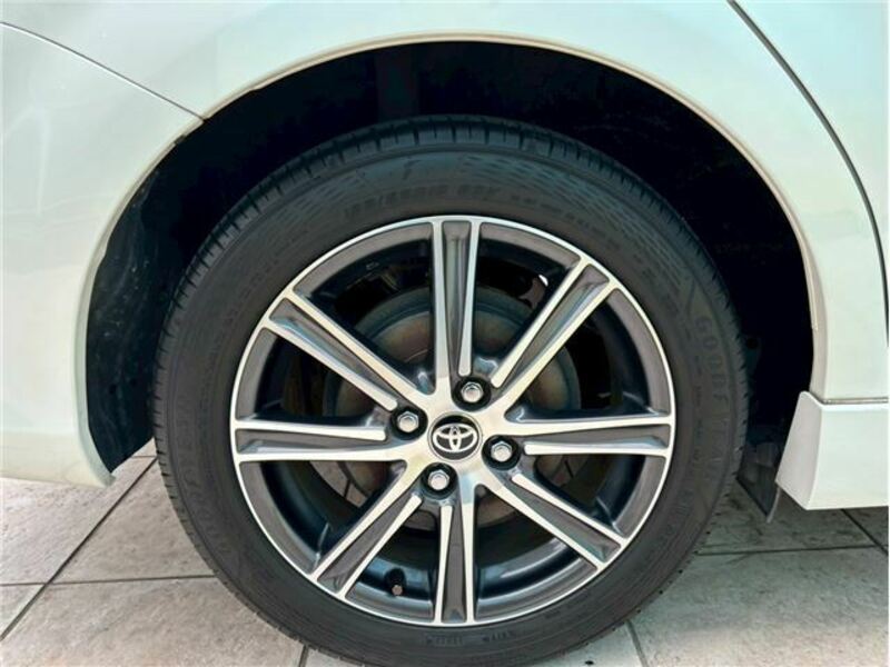COROLLA FIELDER