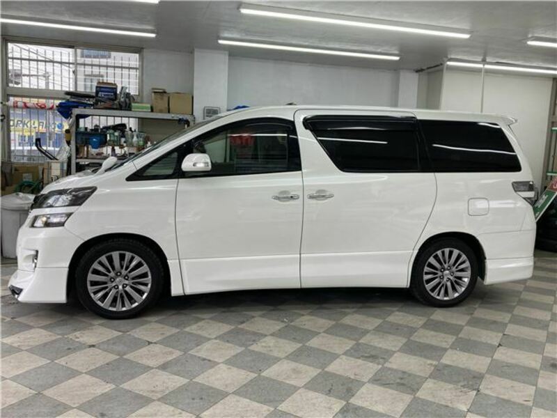 VELLFIRE