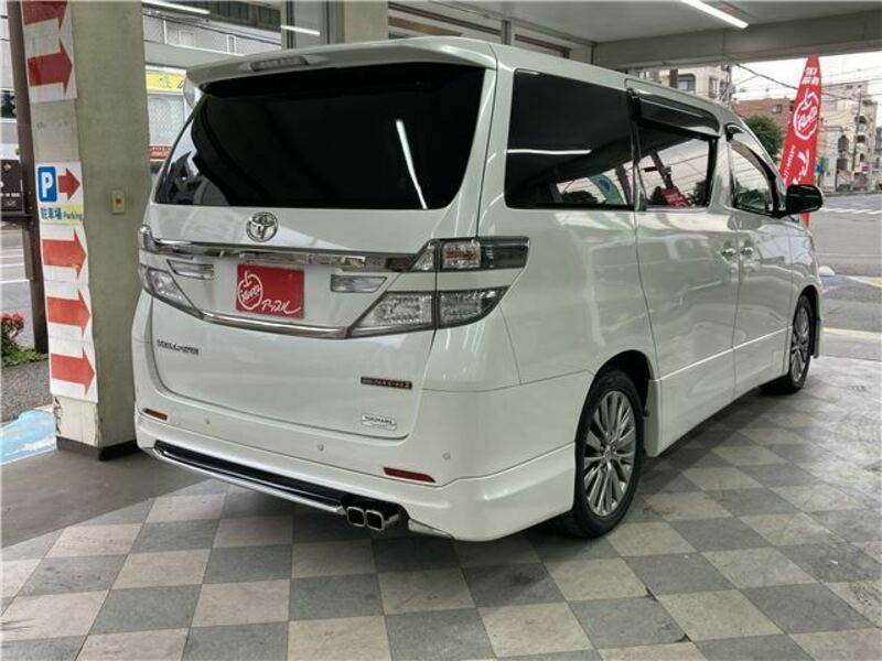 VELLFIRE