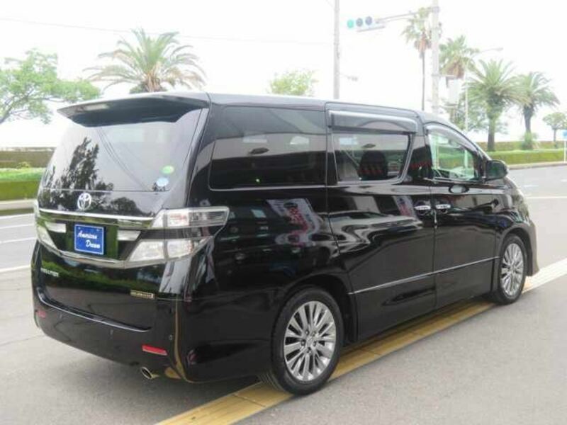VELLFIRE