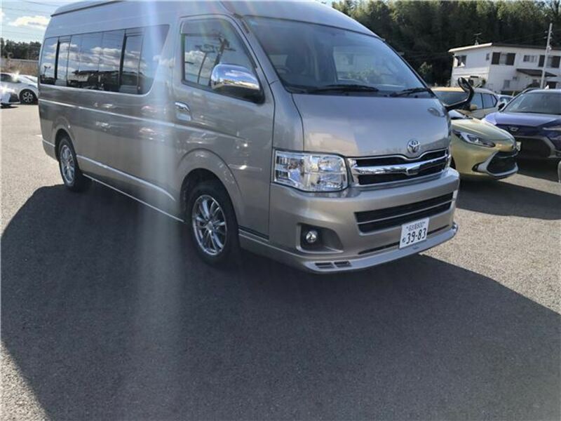 HIACE