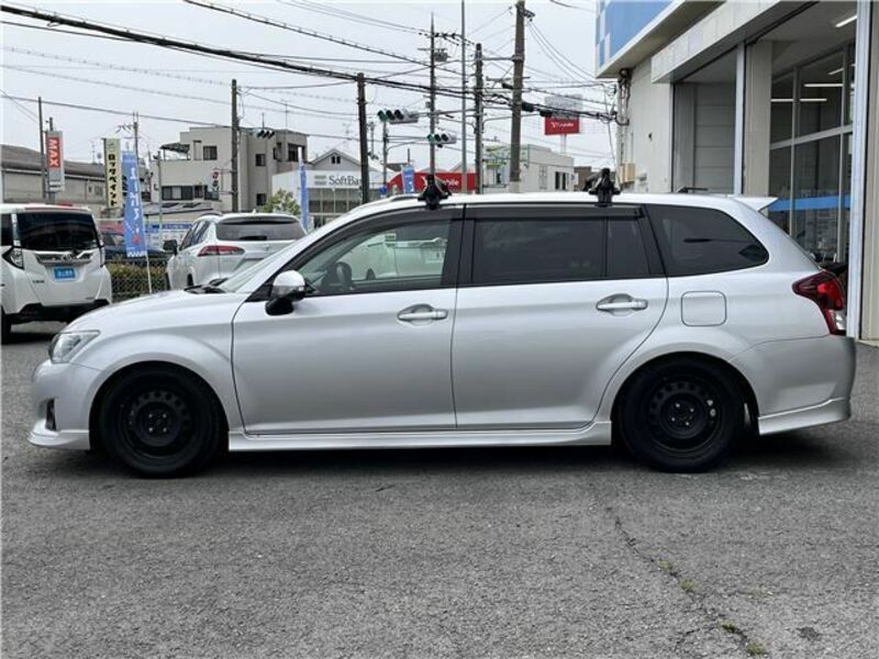 COROLLA FIELDER