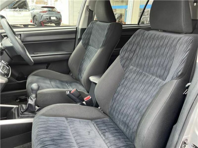 COROLLA FIELDER