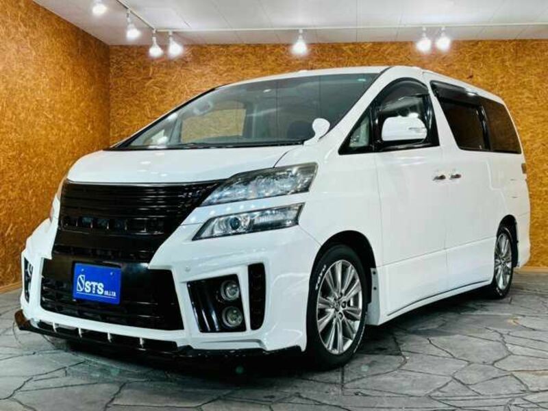 TOYOTA　VELLFIRE