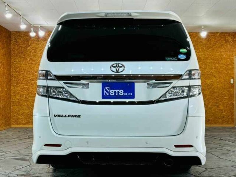 VELLFIRE-9