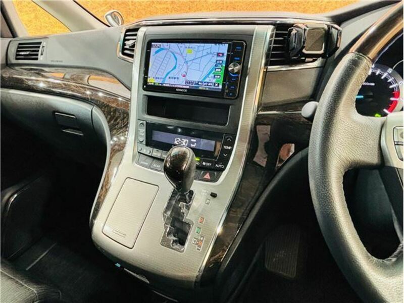 VELLFIRE-22